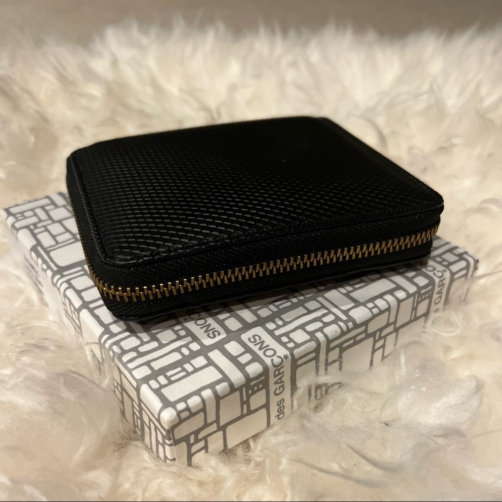 NWT Commes Des Garçons M Black Leather Wallet